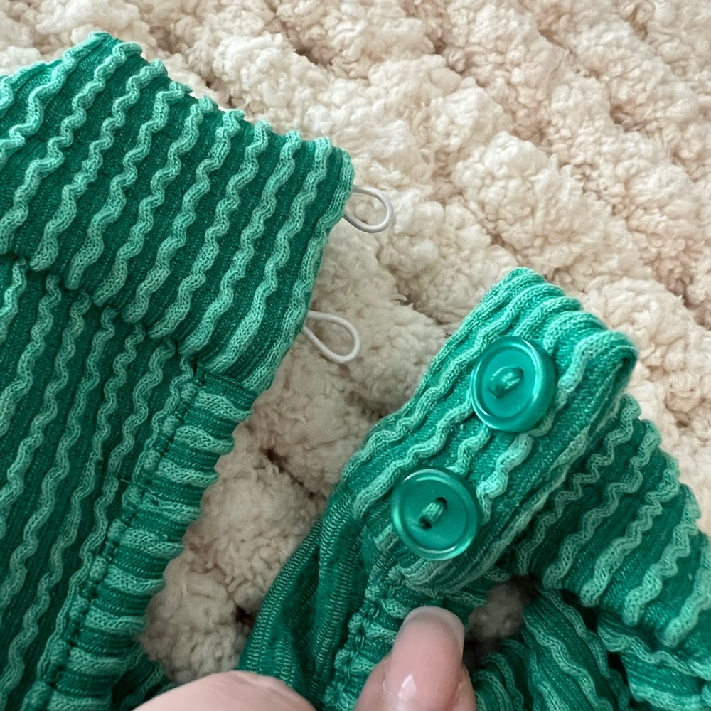 Lulu's Vibrant Green Ribbed Tank Top - Picture 7 of 8